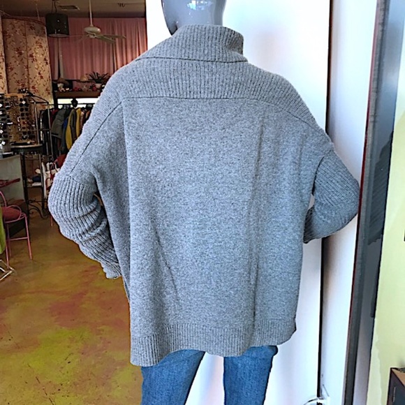 VINCE Oversized Turtleneck Wool/Yak Blend Sweater in Heather Gray NWOT/sz: XS - Picture 9 of 14